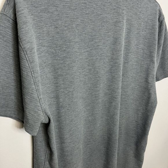 Outpost Maker Henley Mens Large Short Sleeve Gray Cotton W/ Buttons Logo NWOT - Picture 7 of 11